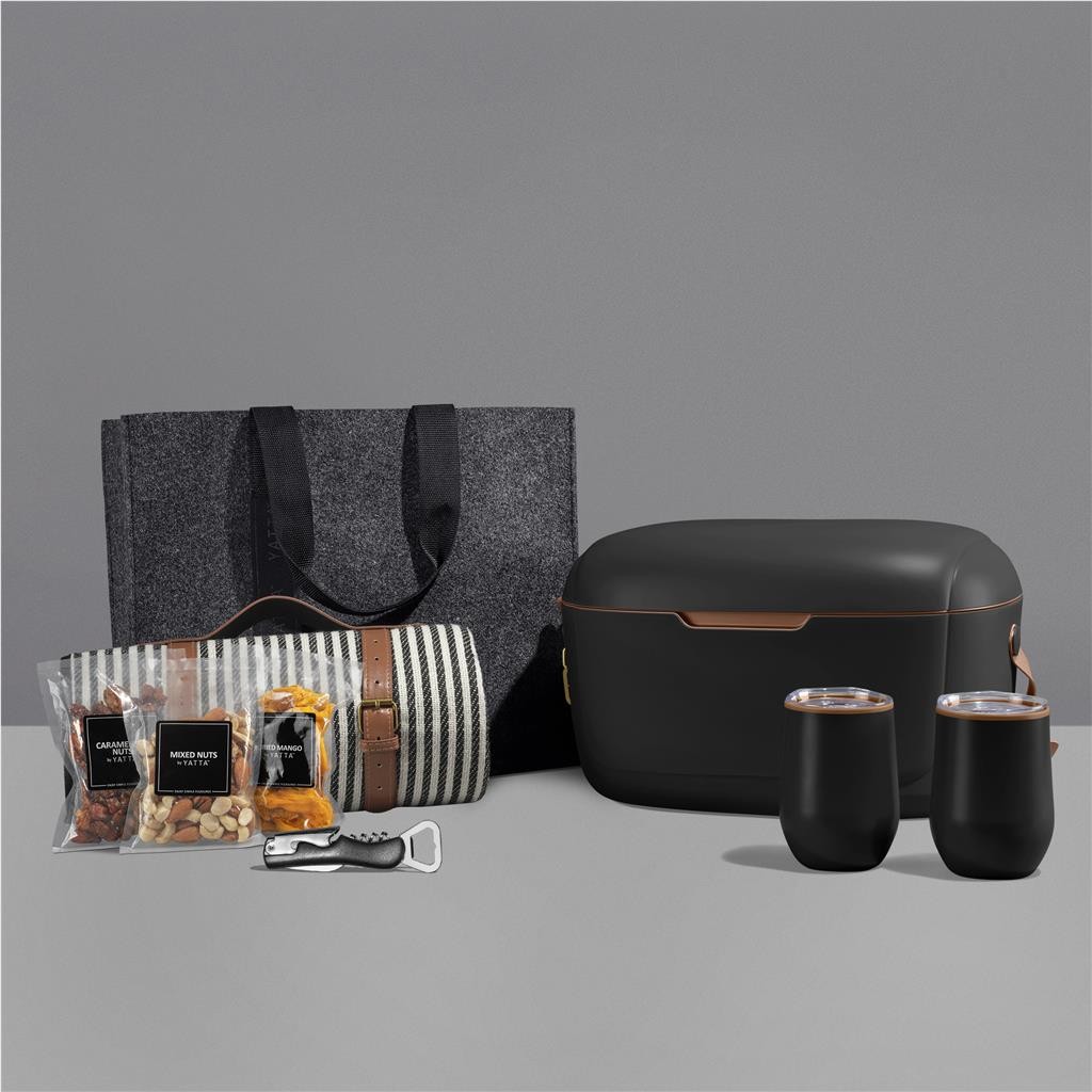 Yatta Chic Chill Hamper