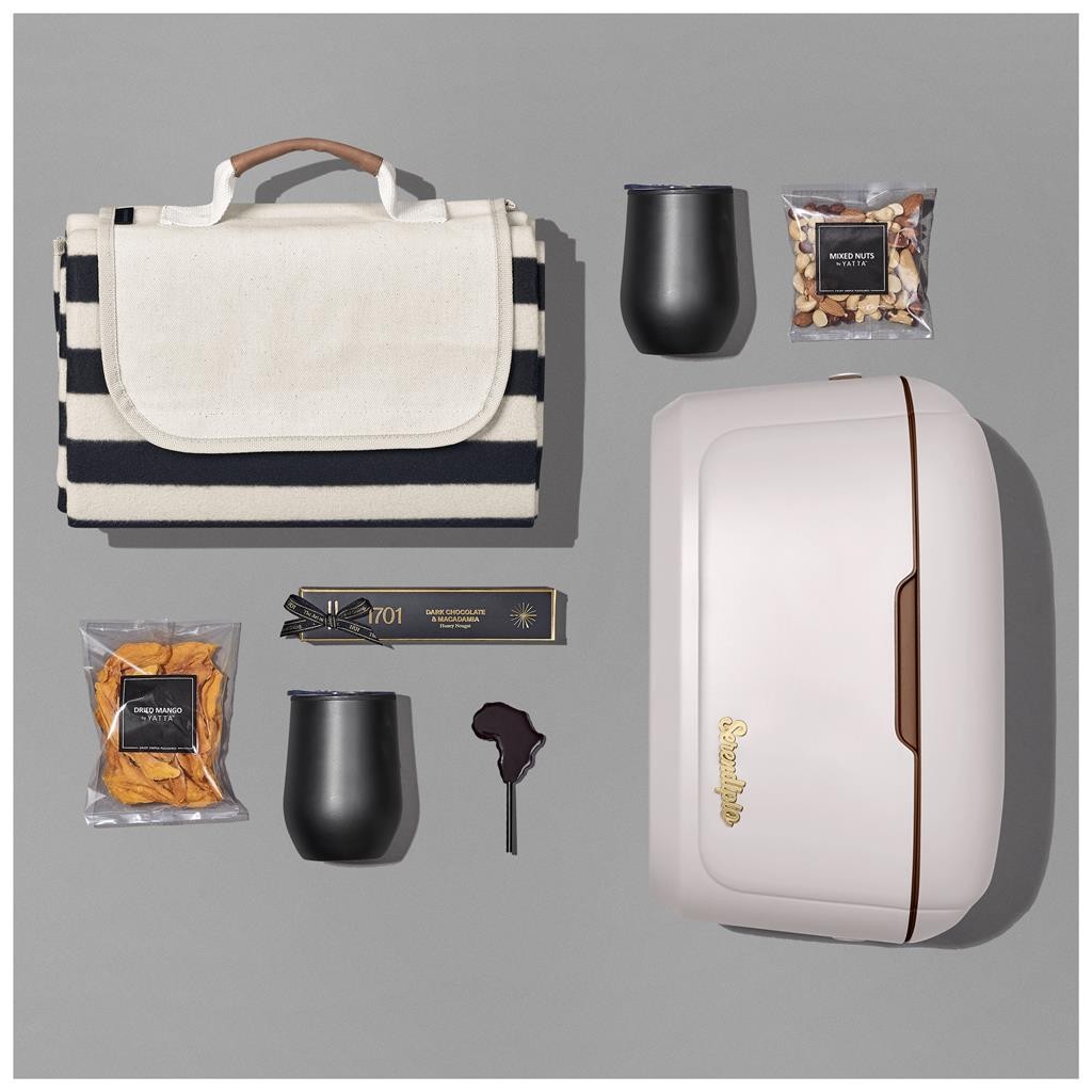 Yatta Outdoor Indulgence Hamper