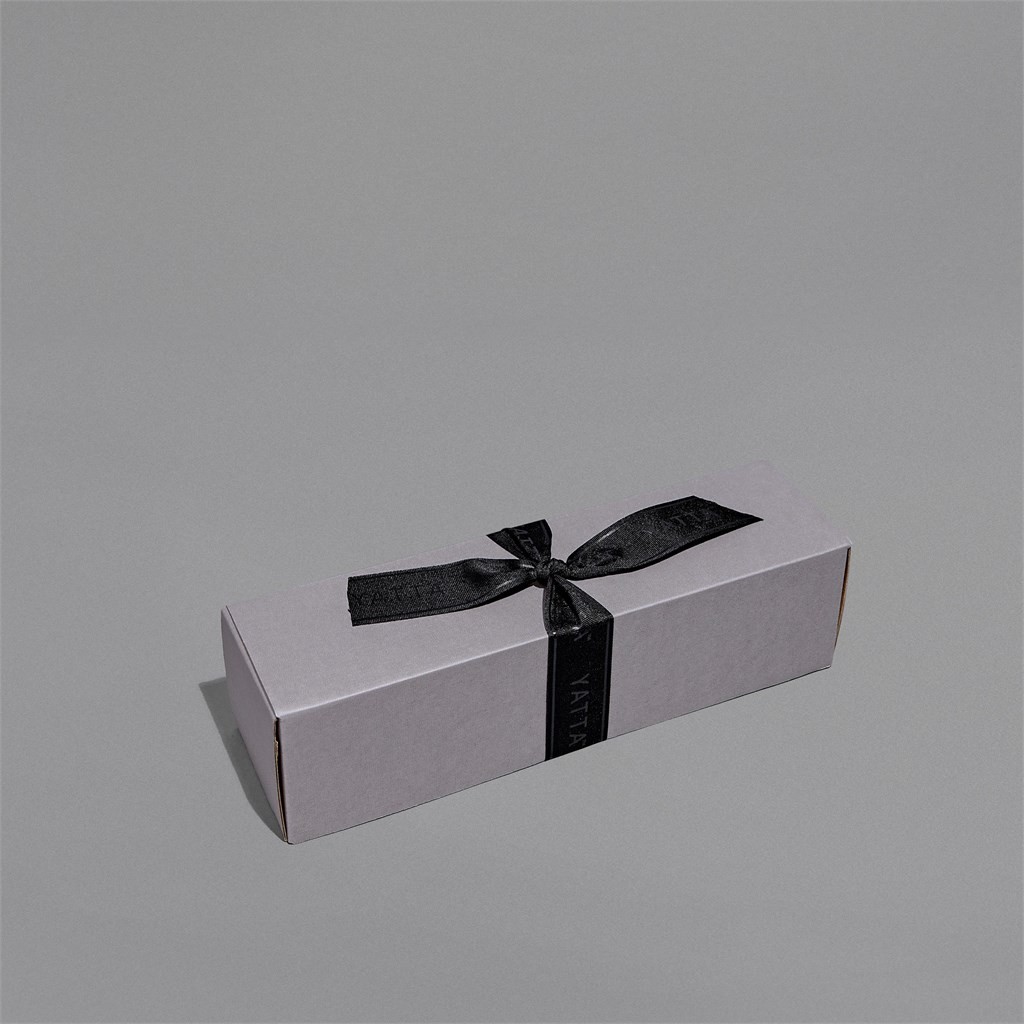 Yatta Happy Huddle Hamper